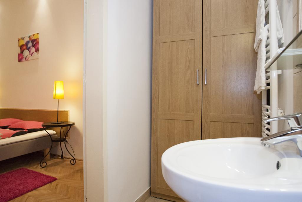 Carolyn Apartman In The Old City Appartement Boedapest Buitenkant foto
