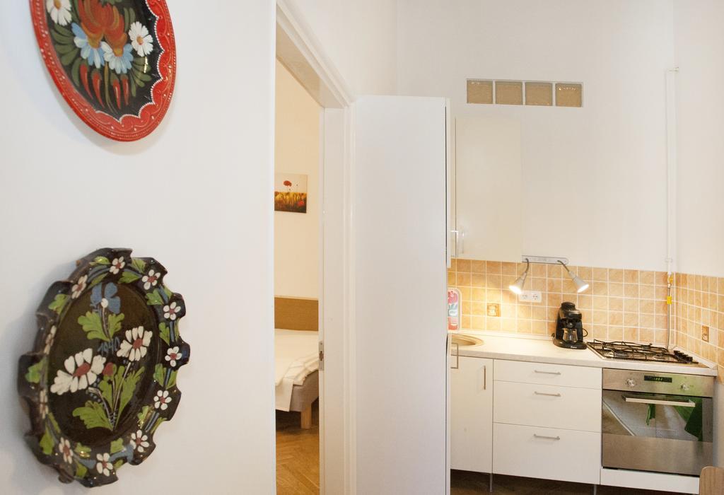 Carolyn Apartman In The Old City Appartement Boedapest Buitenkant foto