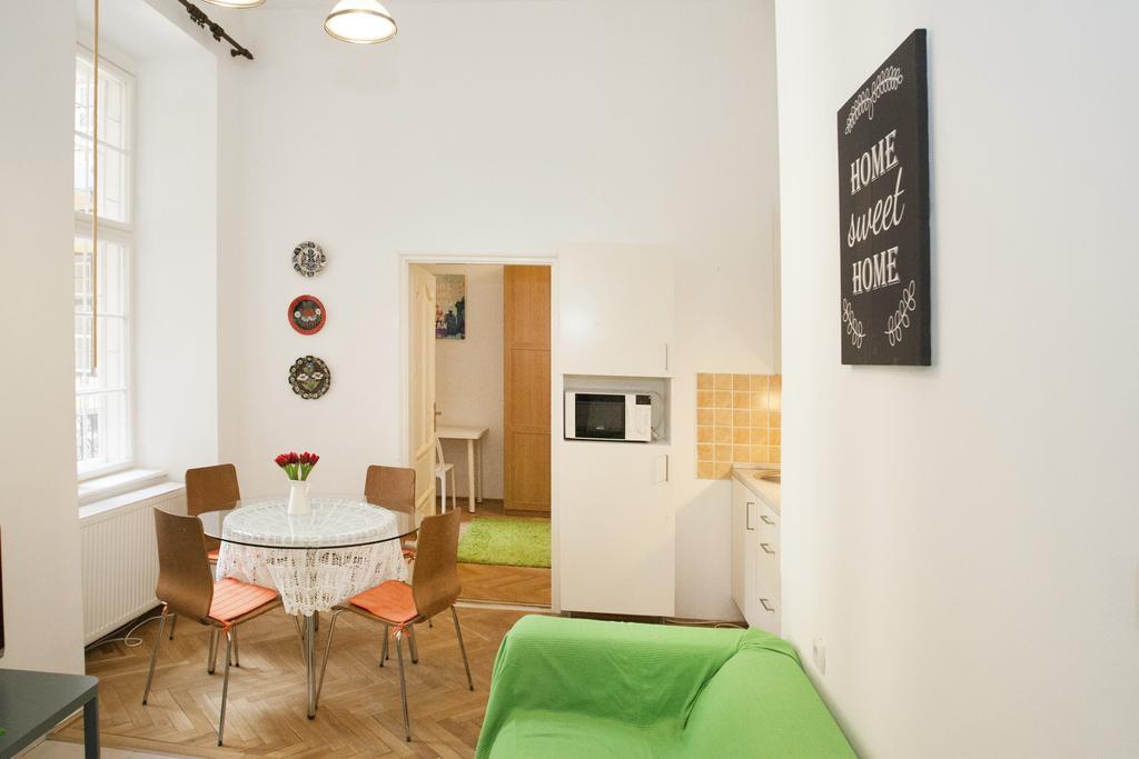 Carolyn Apartman In The Old City Appartement Boedapest Buitenkant foto